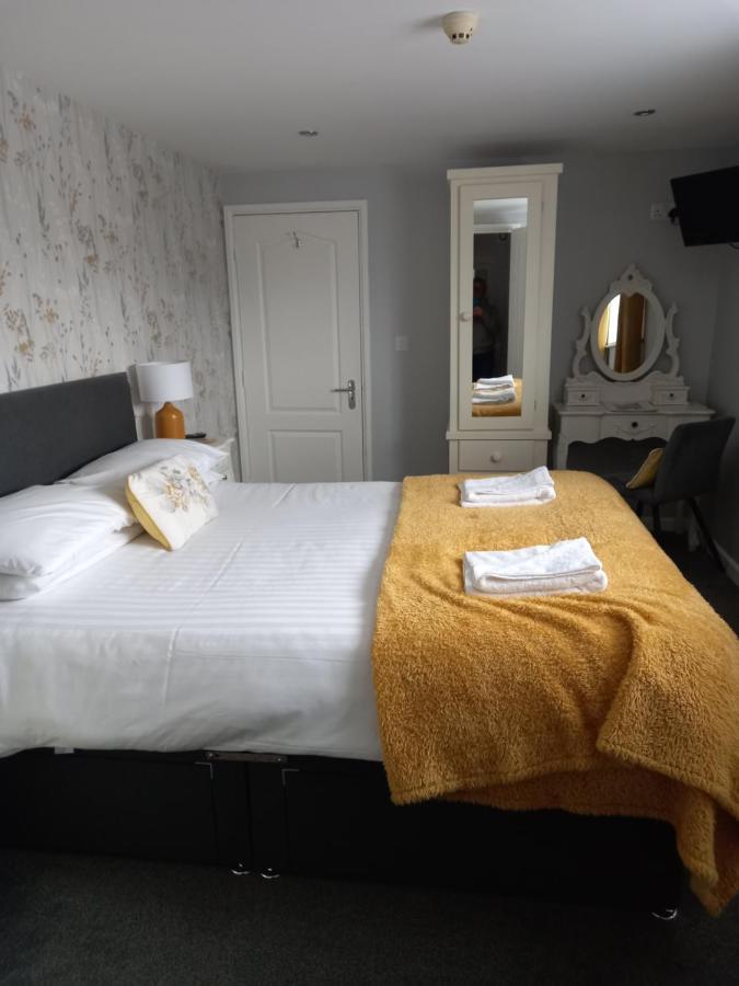 Crossroads House Hotell Carlisle  Exteriör bild